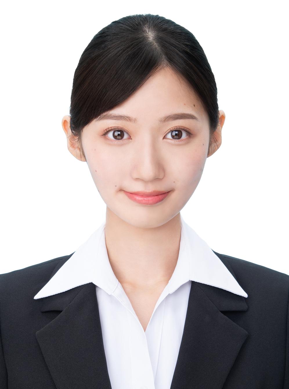 プロがヘアメイク・撮影・編集・加工した女子の就活証明写真