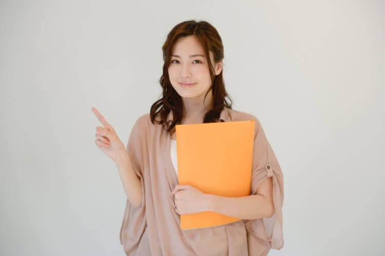 就活証明写真でハーフアップの髪型はNG？セット方法や注意点をご紹介