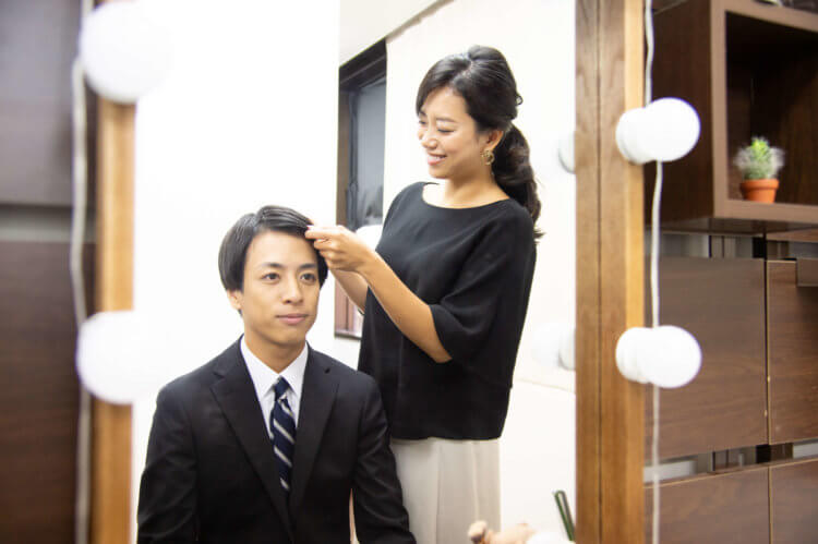 男子の就活証明写真にはどんな髪型が適しているの？プロのヘアメイクが全てご紹介します！