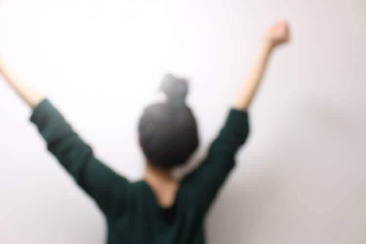 女子の就活写真にはお団子ヘアが向いている？セット方法や注意点をプロが解説