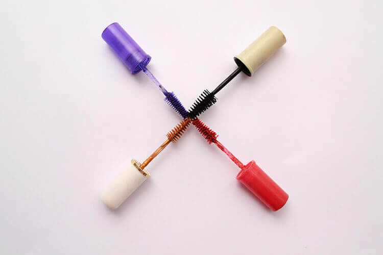 就活写真メイク用に普段と違うマスカラの塗り方を！ヘアメイクが徹底解説3