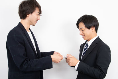 就活の証明写真は即日最短５分納品