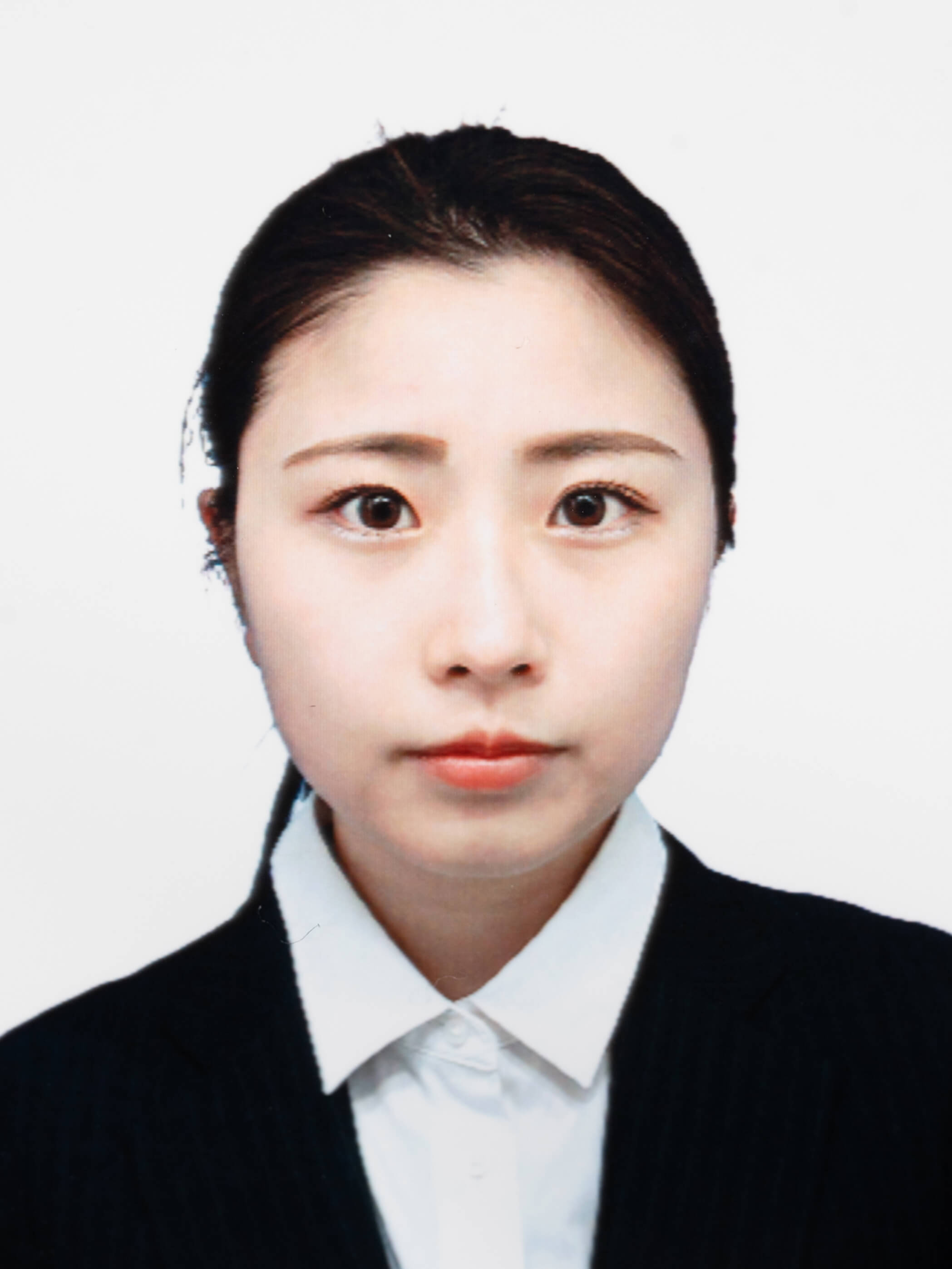 BOX写真で撮影した就活証明写真ビフォー