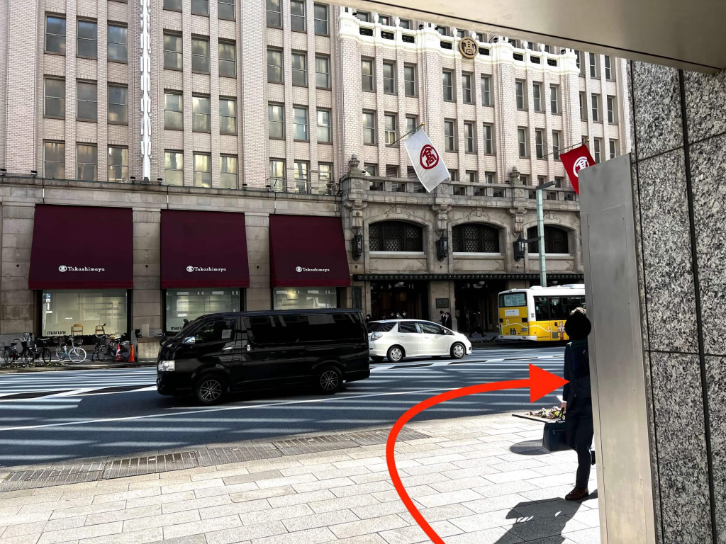 東京駅前店へのアクセス18