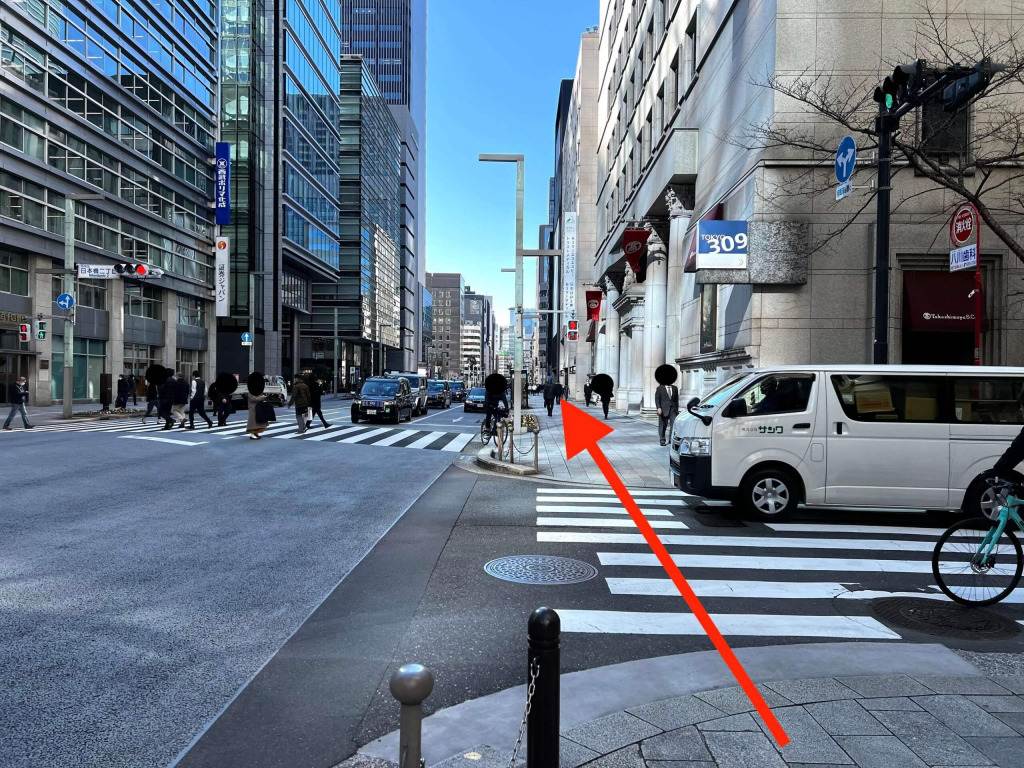 東京駅前店へのアクセス19