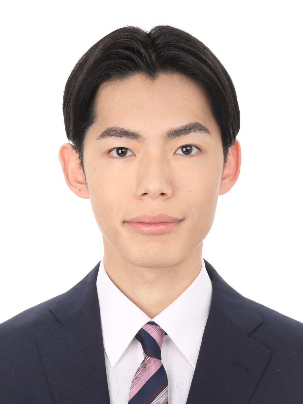 女子就活生の証明写真のビフォー