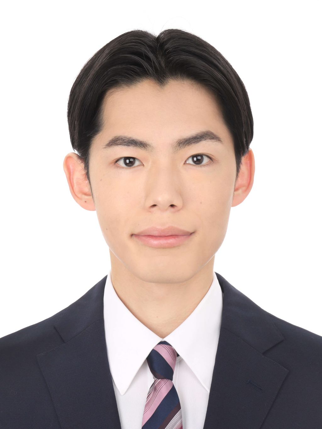 女子就活生のプロがヘアメイクして、撮影指導をした証明写真のアフター