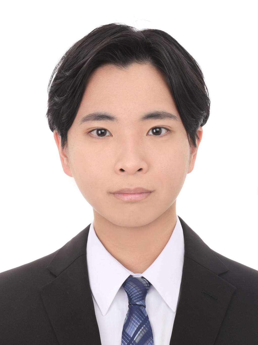 女子就活生のプロがヘアメイクして、撮影指導をした証明写真のアフター