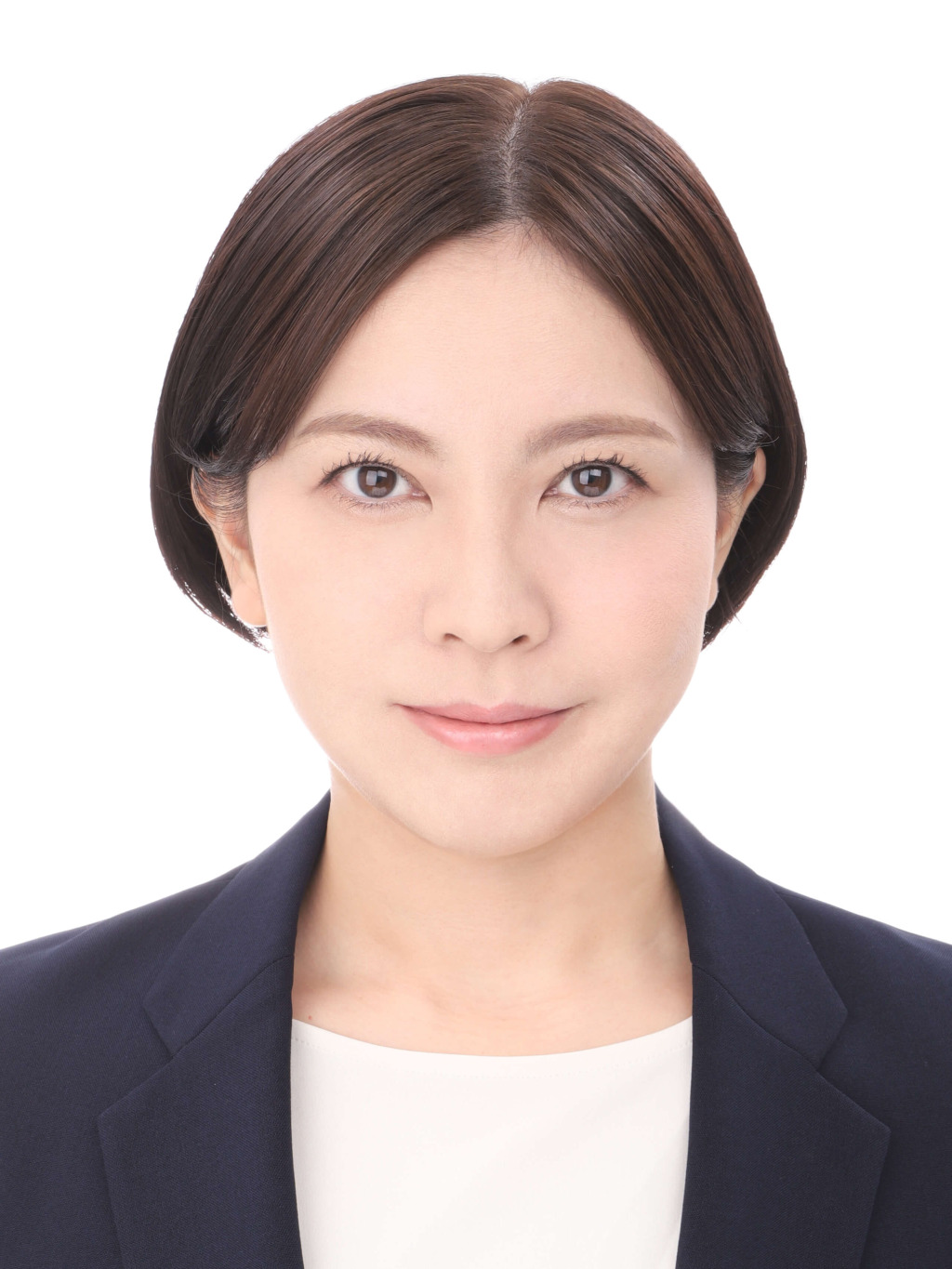 女子就活生のプロがヘアメイクして、撮影指導をした証明写真のアフター