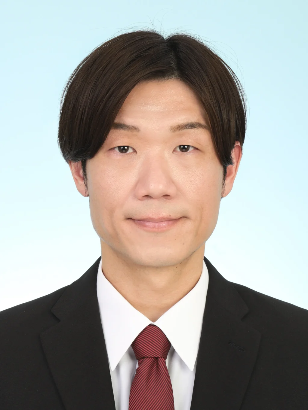 女子就活生のプロがヘアメイクして、撮影指導をした証明写真のアフター