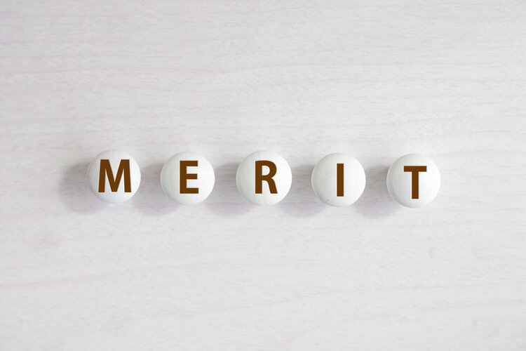 就活の証明写真を「データ化」する4つの方法｜費用や所要時間も3