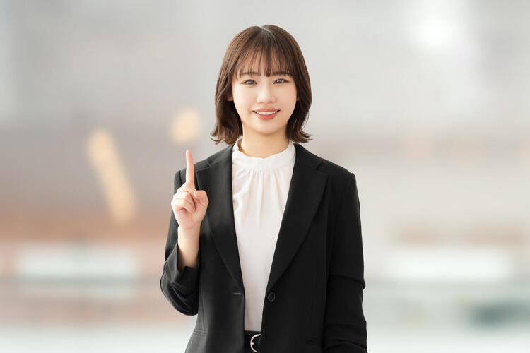 就活の証明写真で「マツエク」はNG？ナチュラルに見えるオーダー方法とは3