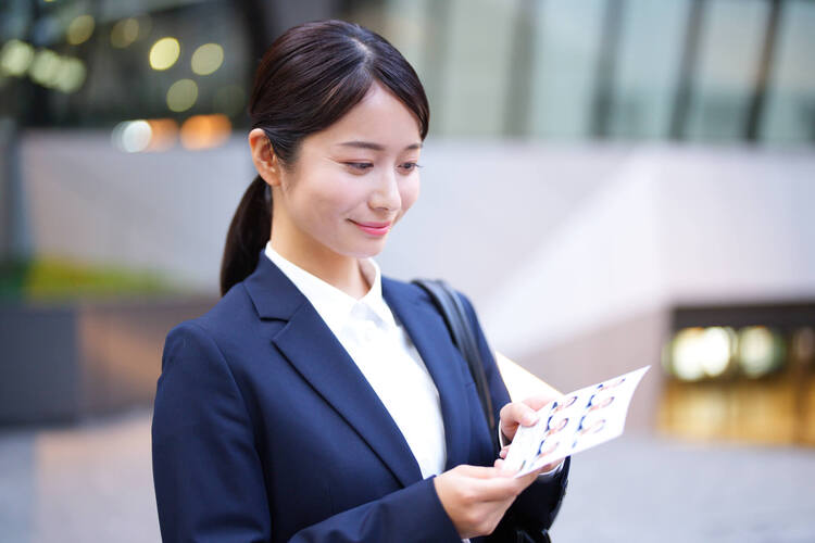 就活生は見て！証明写真は「どこで」撮るべき？3つの方法とメリデメを解説3