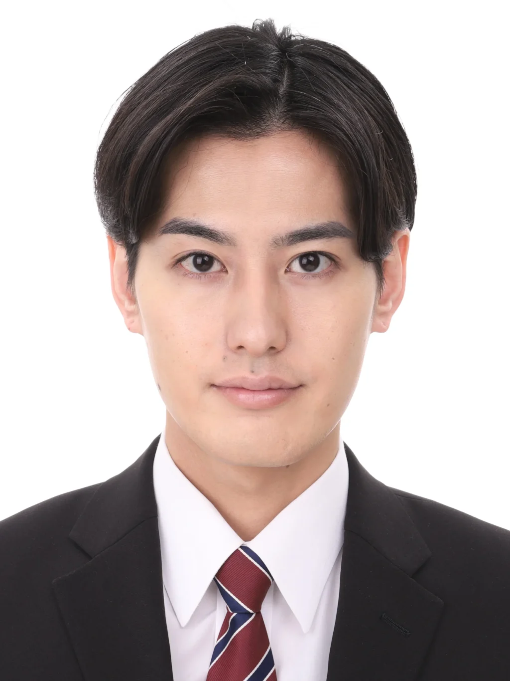 女子就活生の証明写真のビフォー