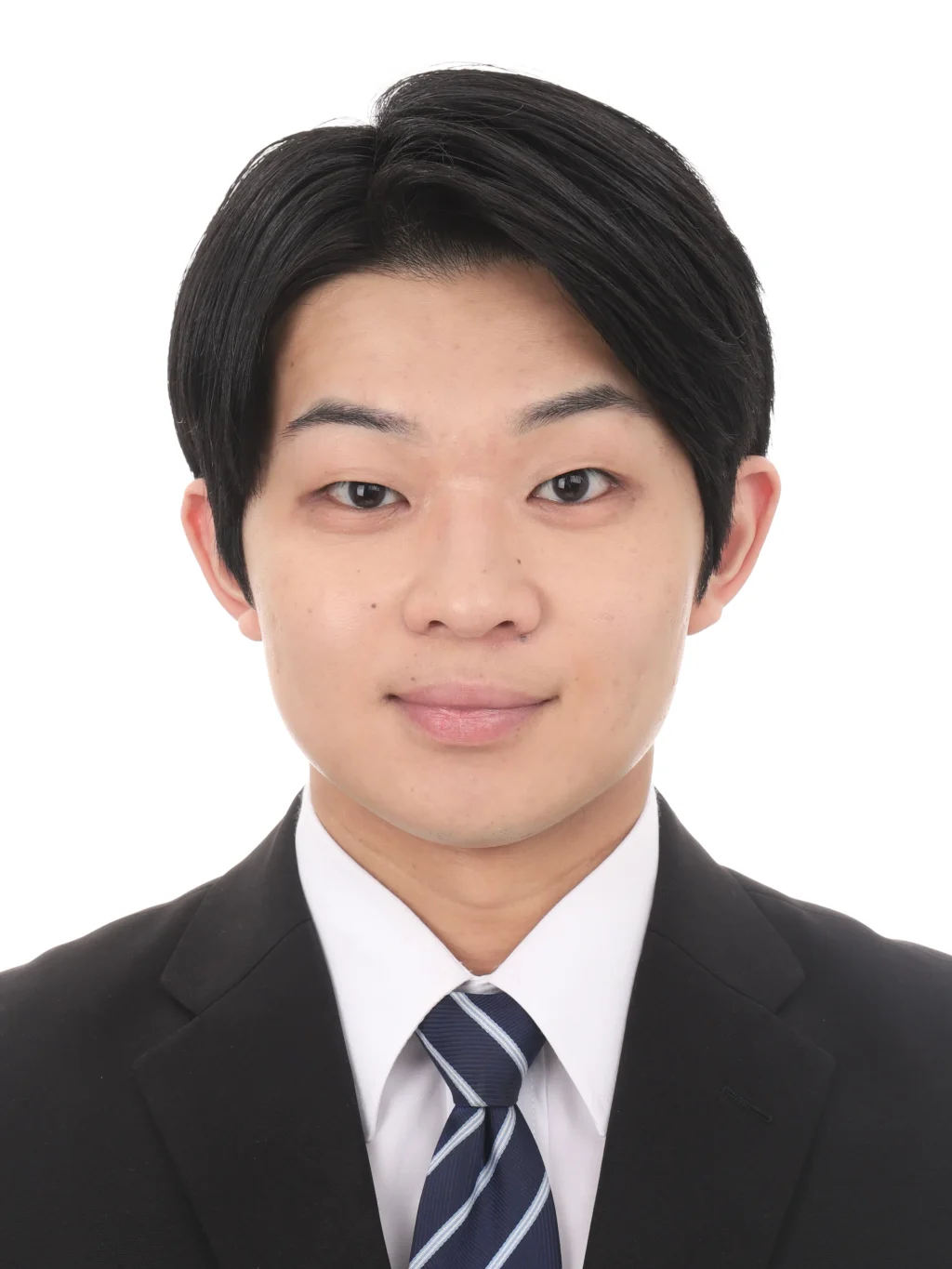 女子就活生の証明写真のビフォー