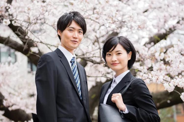 5分で分かる！就活の証明写真に適した「シャツ」の選び方とは？4