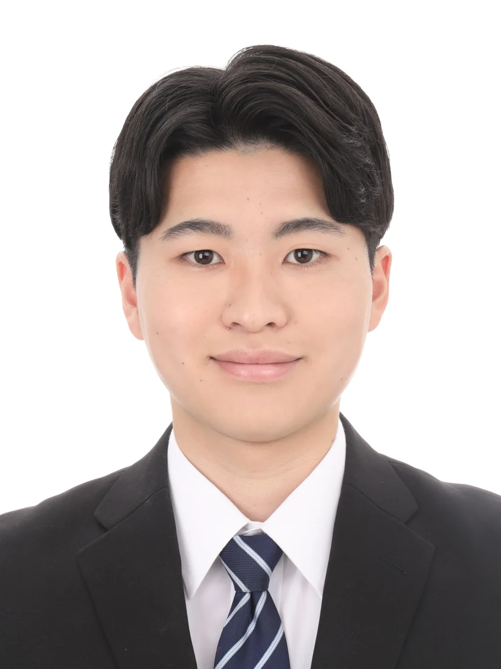 女子就活生の証明写真のビフォー