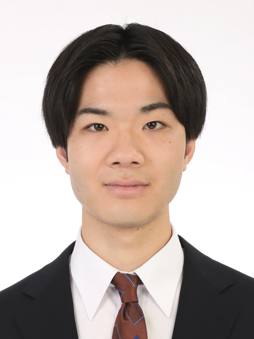 女子就活生の証明写真のビフォー