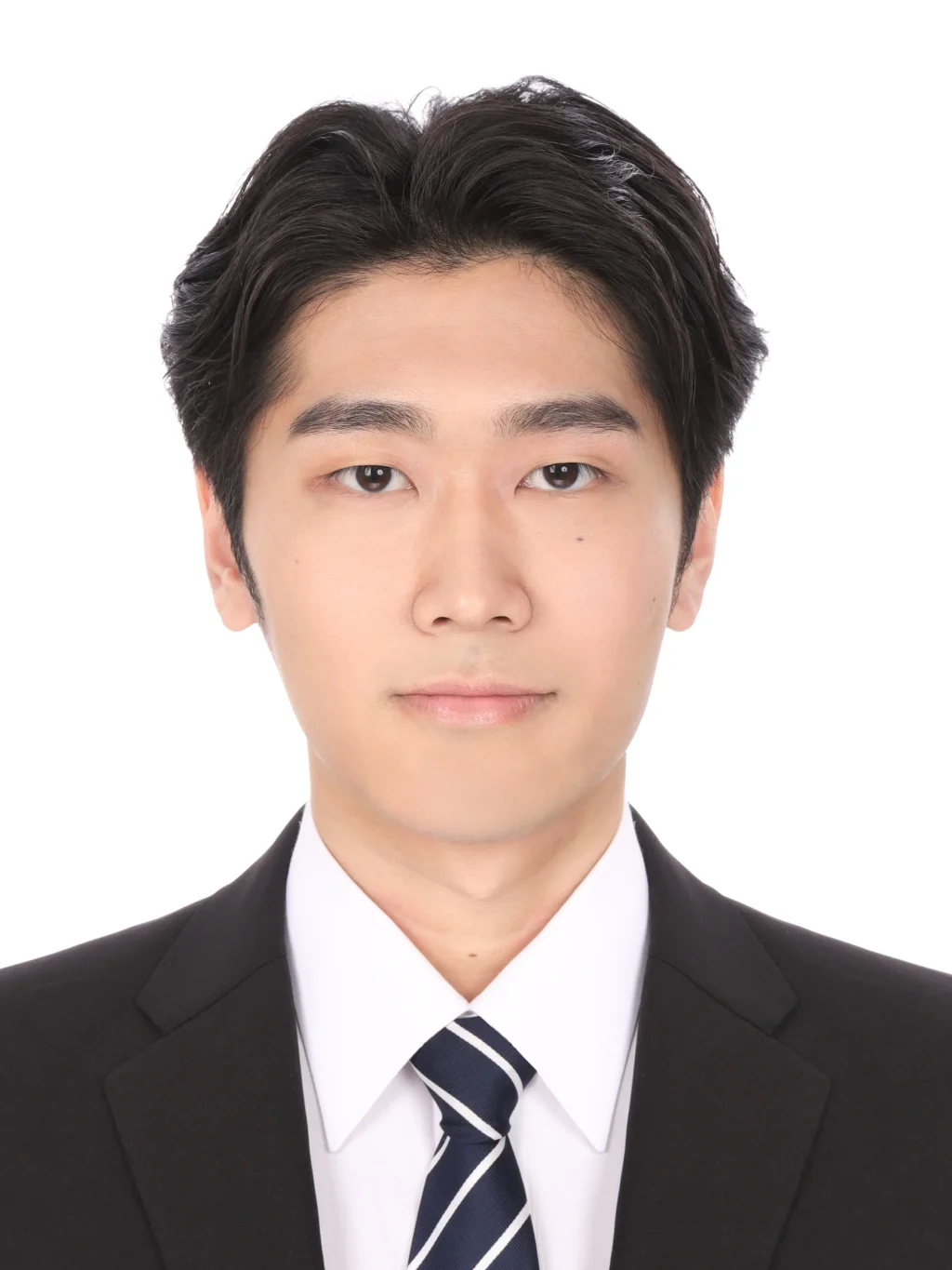 女子就活生のプロがヘアメイクして、撮影指導をした証明写真のアフター