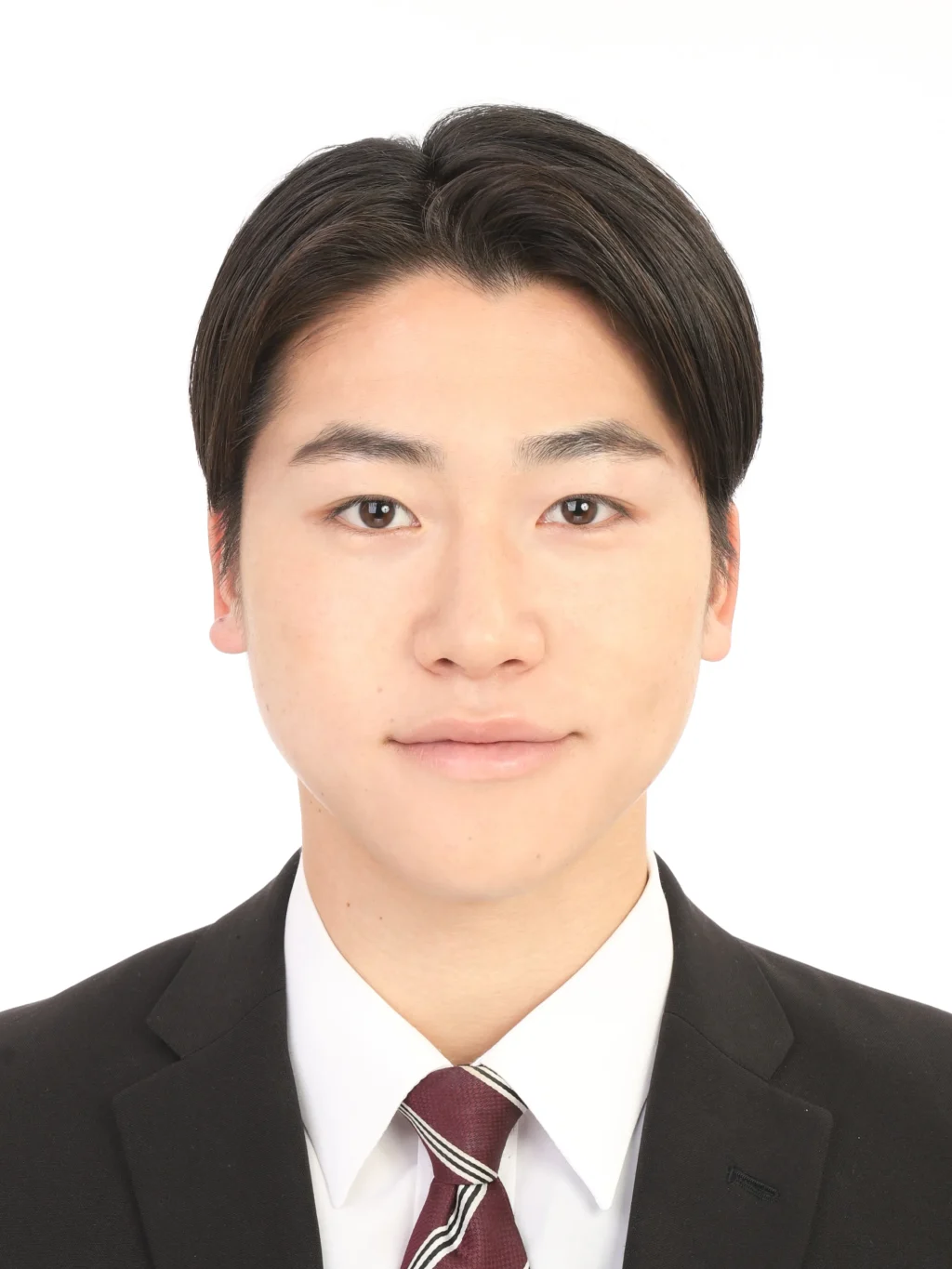 女子就活生のプロがヘアメイクして、撮影指導をした証明写真のアフター