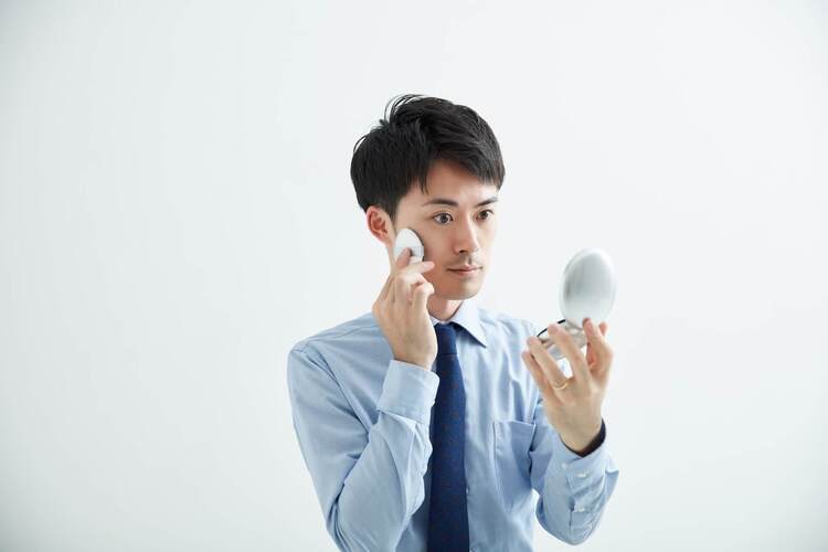 インターン写真で好印象を与える「メイク」のコツやNG例を紹介1