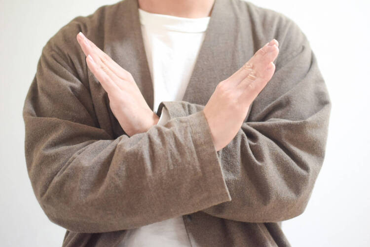 インターン写真を「私服」で撮ると落ちる？私服しかない場合の対処法も1