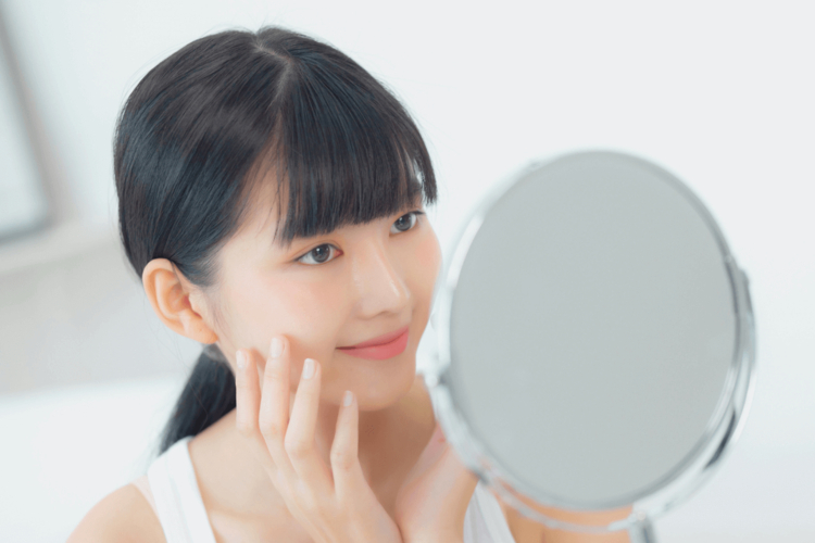 インターンでも証明写真でカラコン着用はNG？業界ごとにプロが解説2