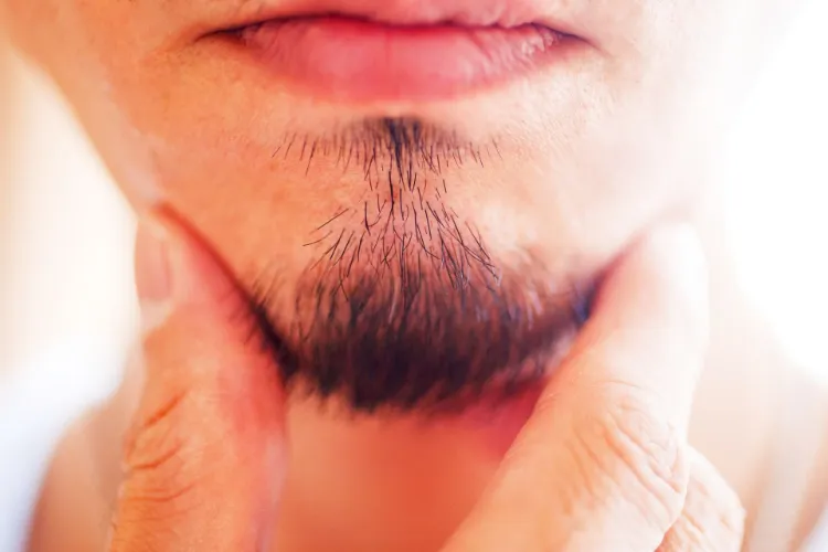 転職の証明写真で「ひげ」はアリ？ナシ？ひげを綺麗に隠すコツも1