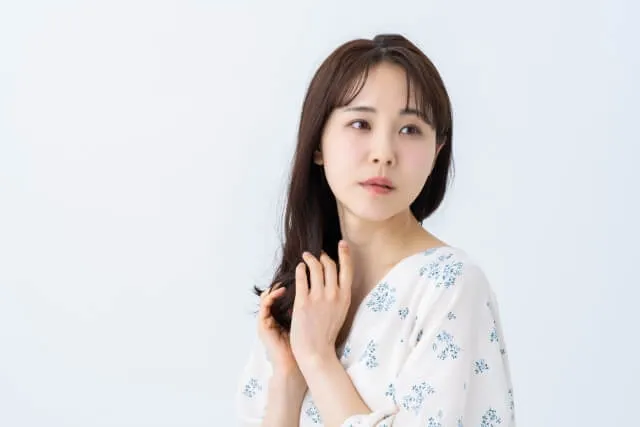 「ロング」の人必見！転職の証明写真に適した3つのセット方法を紹介2