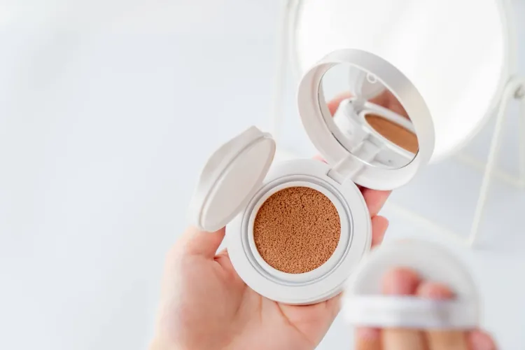 転職証明写真に適した「ベース」のコツを年代別に解説！注意点は？2