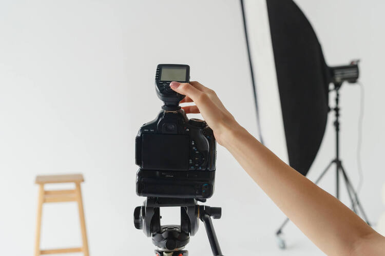 女性編インターン用写真に適した髪型特集！髪色や前髪の条件も解説8