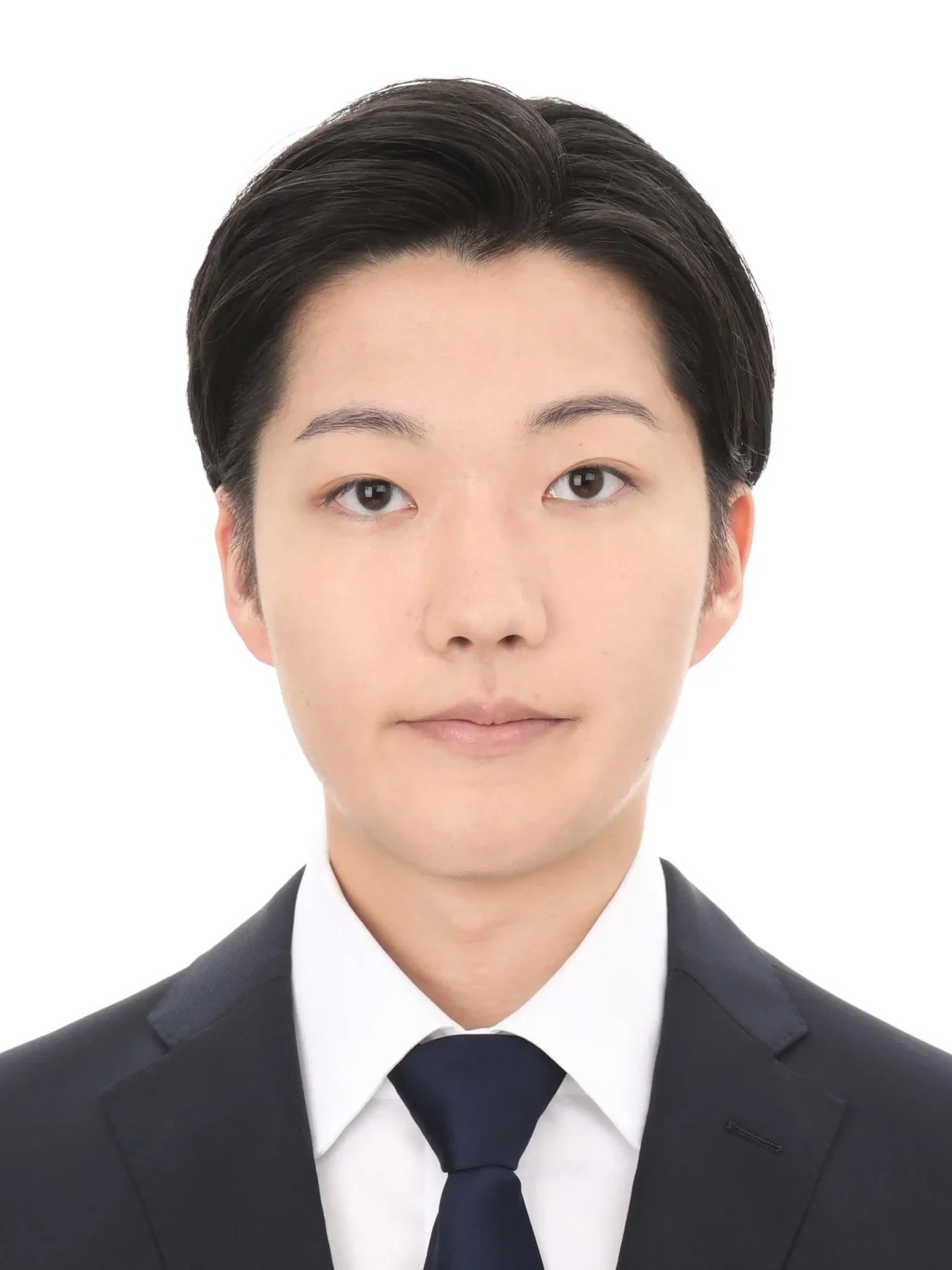 女子就活生のプロがヘアメイクして、撮影指導をした証明写真のアフター