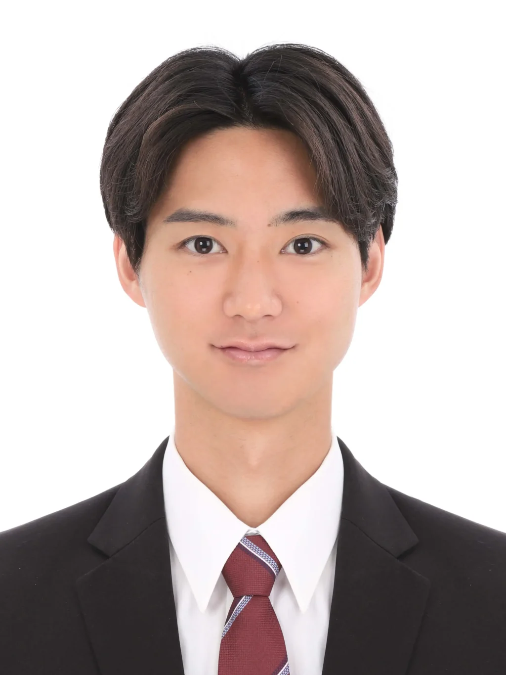 女子就活生のプロがヘアメイクして、撮影指導をした証明写真のアフター