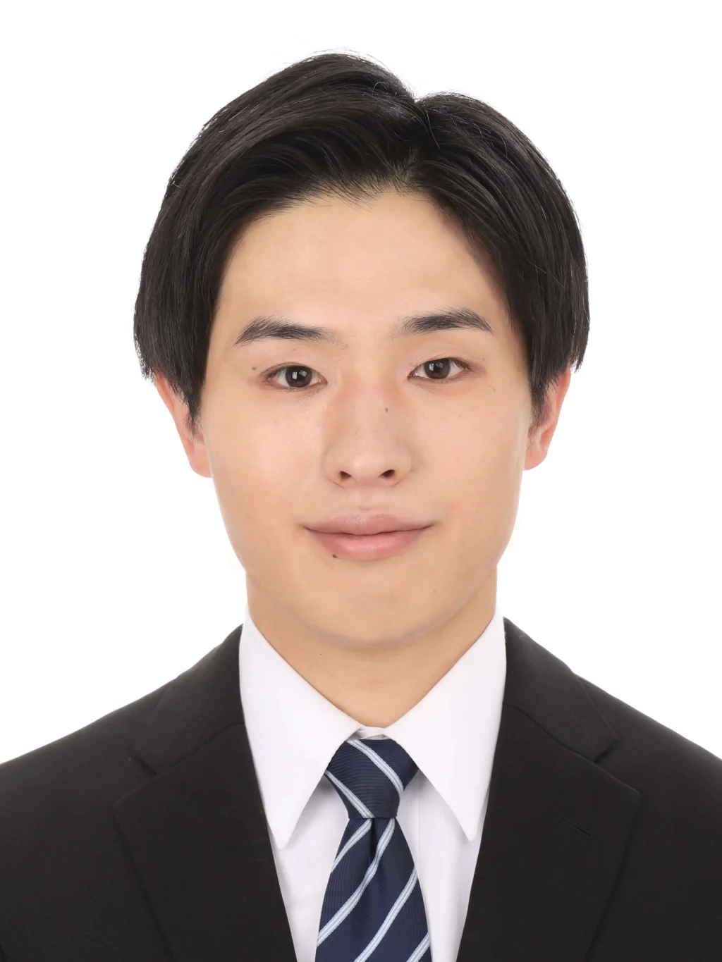 女子就活生のプロがヘアメイクして、撮影指導をした証明写真のアフター