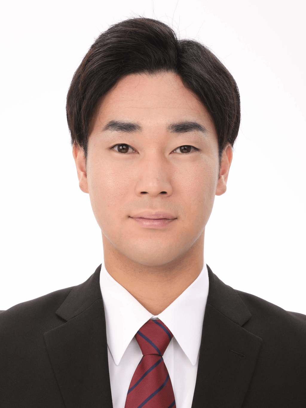 女子就活生の証明写真のビフォー