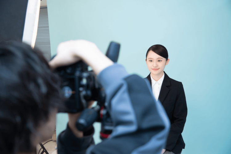 インターンシップ「女子」の応募用写真の服装・髪型・メイクを解説1