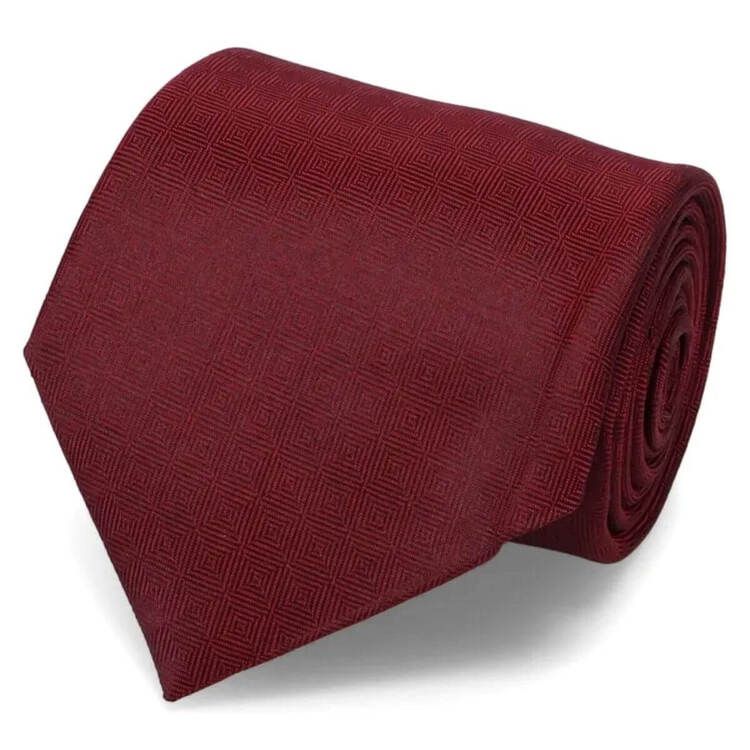 転職の証明写真は「ネクタイ」必須？選び方・結び方を詳しく解説2