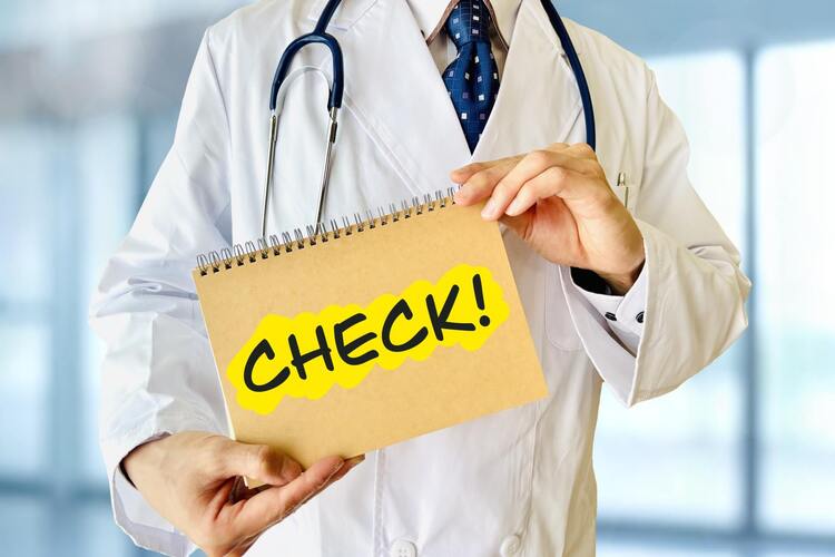 医師免許の願書写真のおすすめな撮り方をプロが解説【業界別の撮り方特集】2