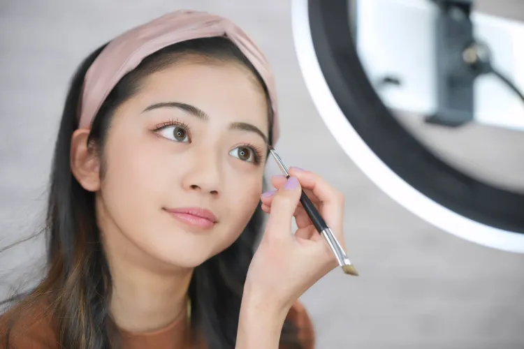 転職の「証明写真メイク」はどこまでセーフ？パーツ別の化粧のコツも5