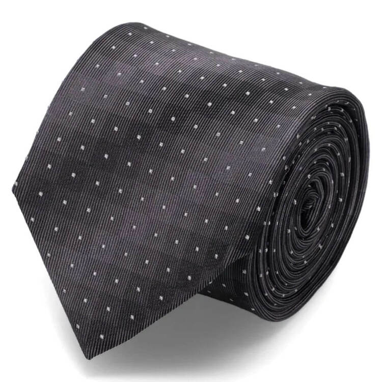 転職の証明写真は「ネクタイ」必須？選び方・結び方を詳しく解説3