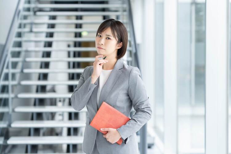 転職の証明写真における「服装」のルールとは？男女別に詳しく紹介4