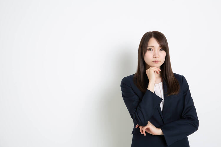 転職女性必見！証明写真で好印象を与える「服装」の選び方を解説4