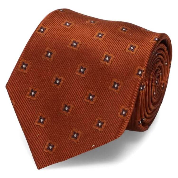 転職の証明写真は「ネクタイ」必須？選び方・結び方を詳しく解説8