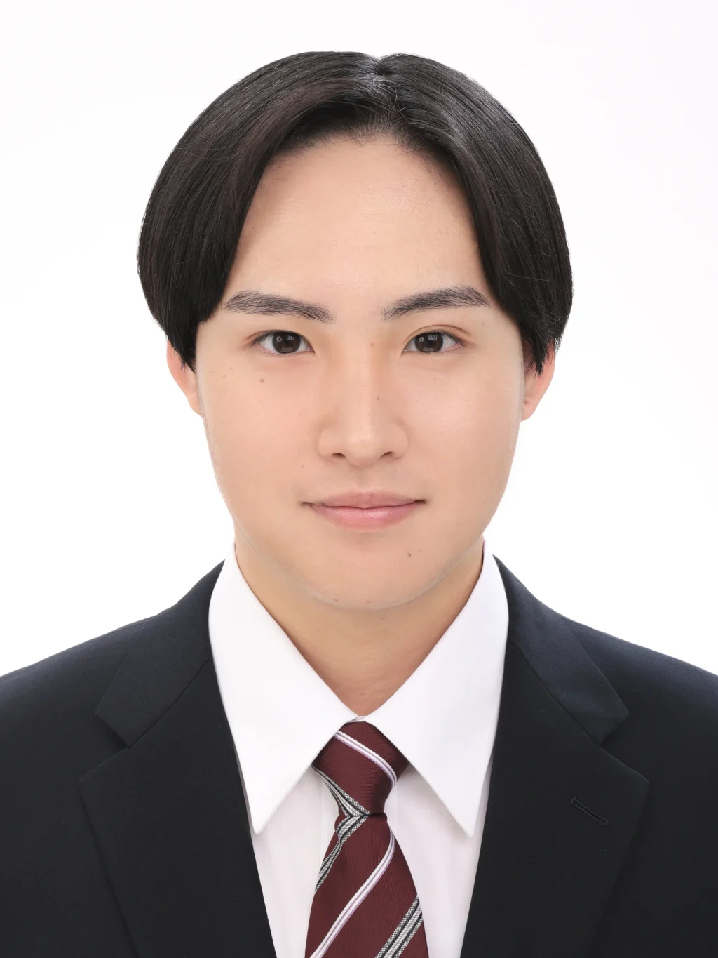 女子就活生のプロがヘアメイクして、撮影指導をした証明写真のアフター