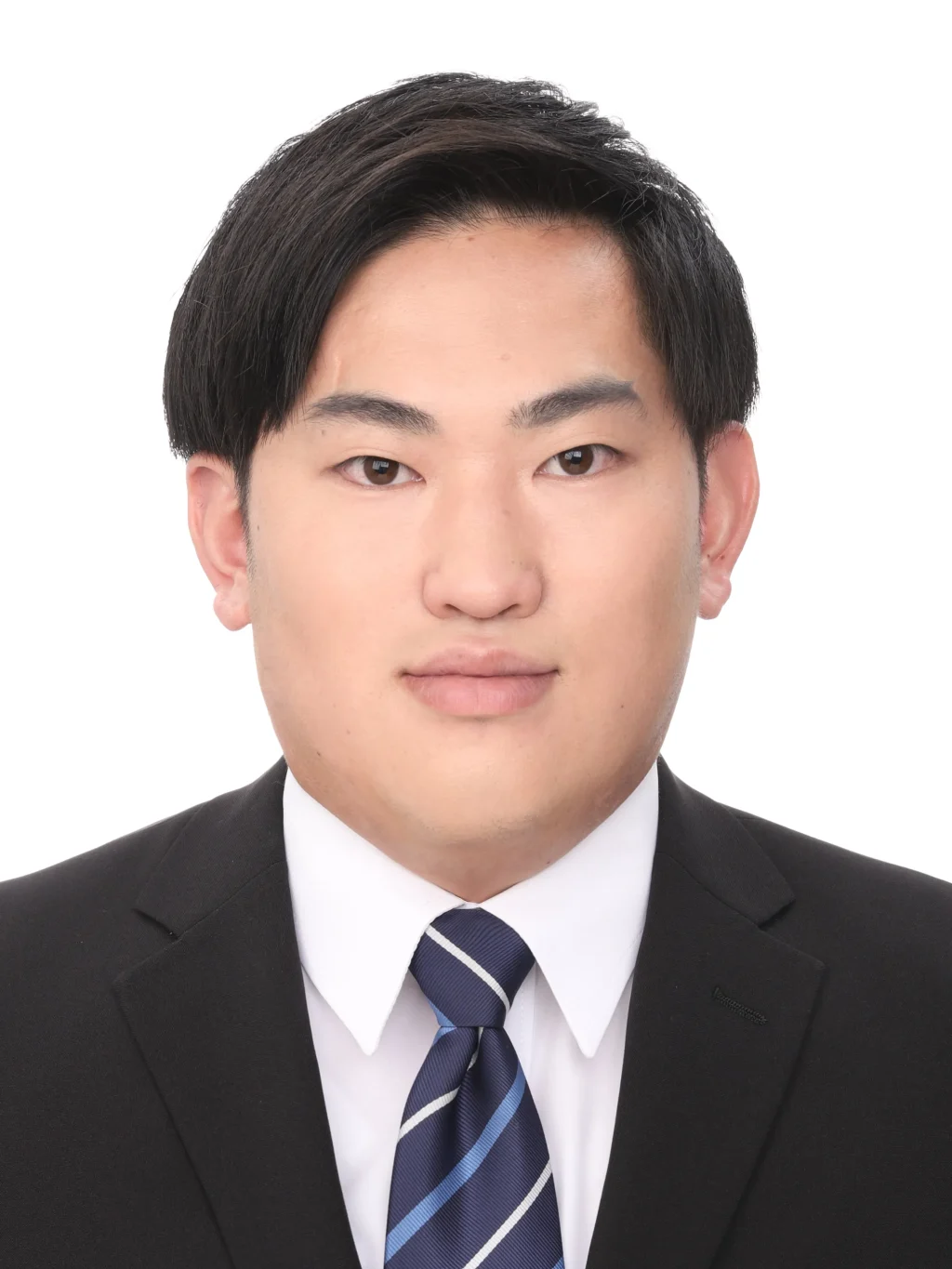 女子就活生のプロがヘアメイクして、撮影指導をした証明写真のアフター