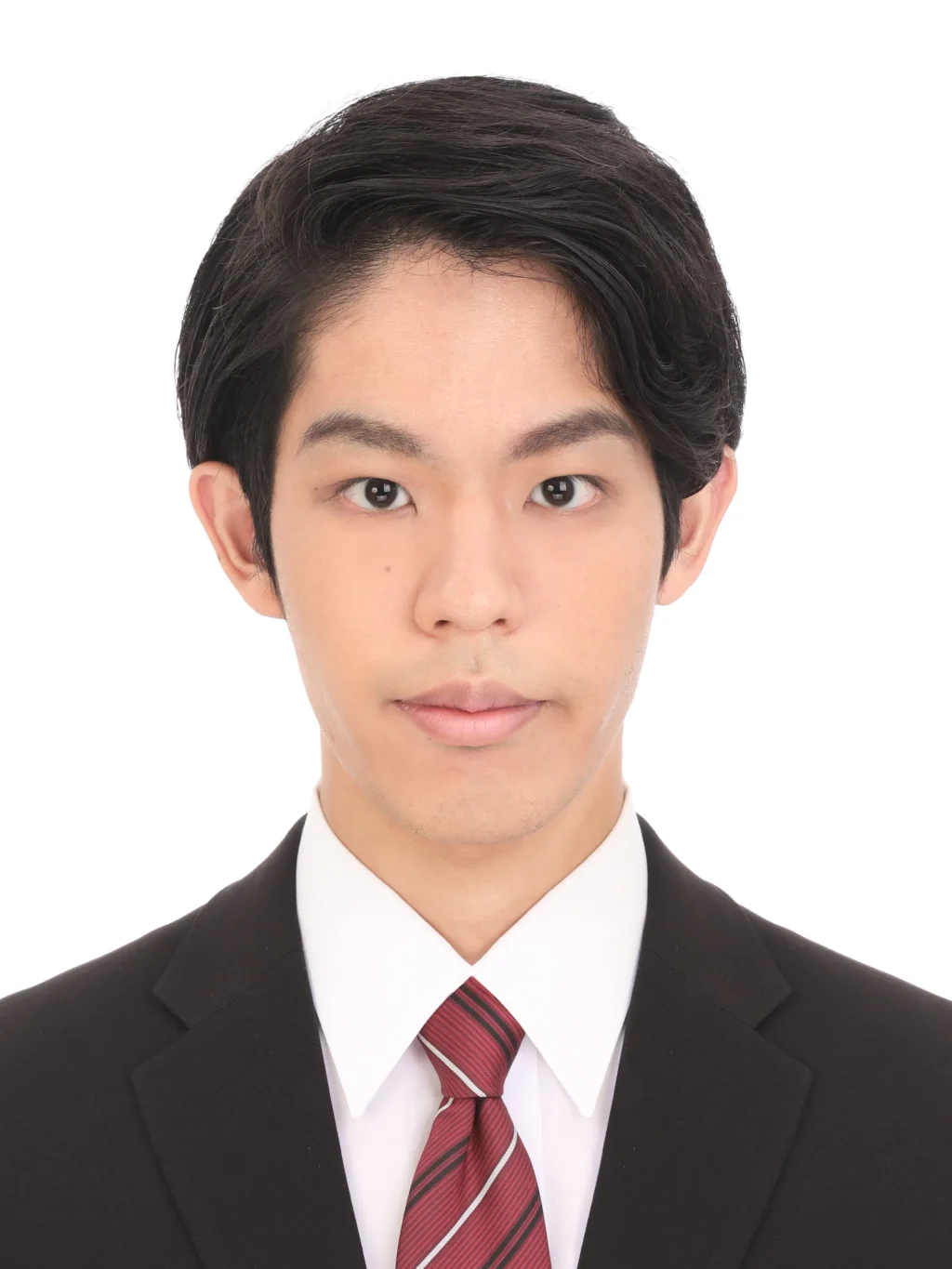 女子就活生のプロがヘアメイクして、撮影指導をした証明写真のアフター